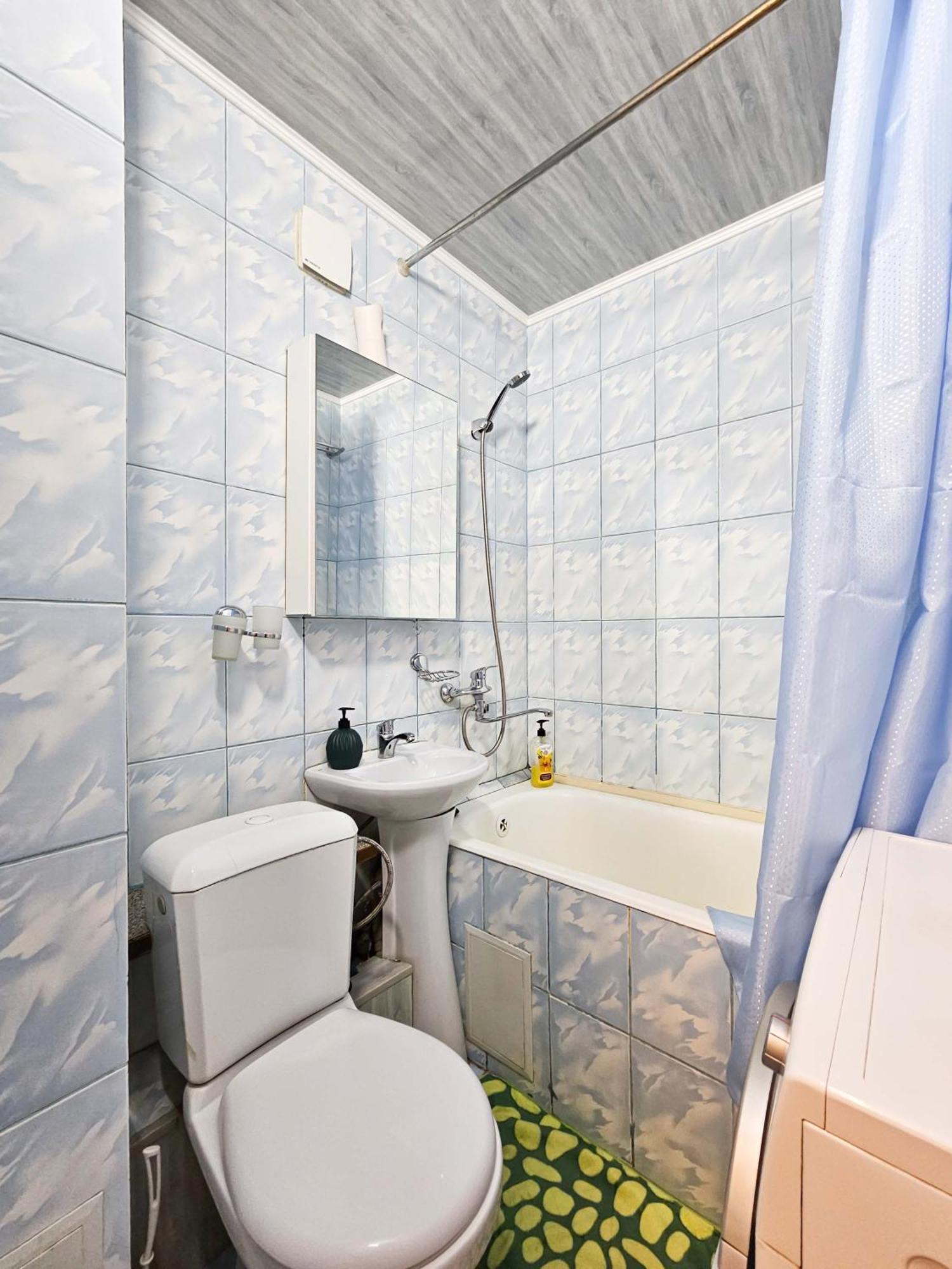 Nadezhda Apartments On The Nauryzbai Batyr 82 Almatý Exterior foto